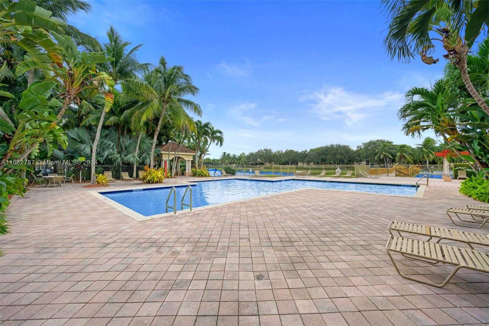 Small Image of 2412 CENTERGATE DR #103, Miramar Number 20