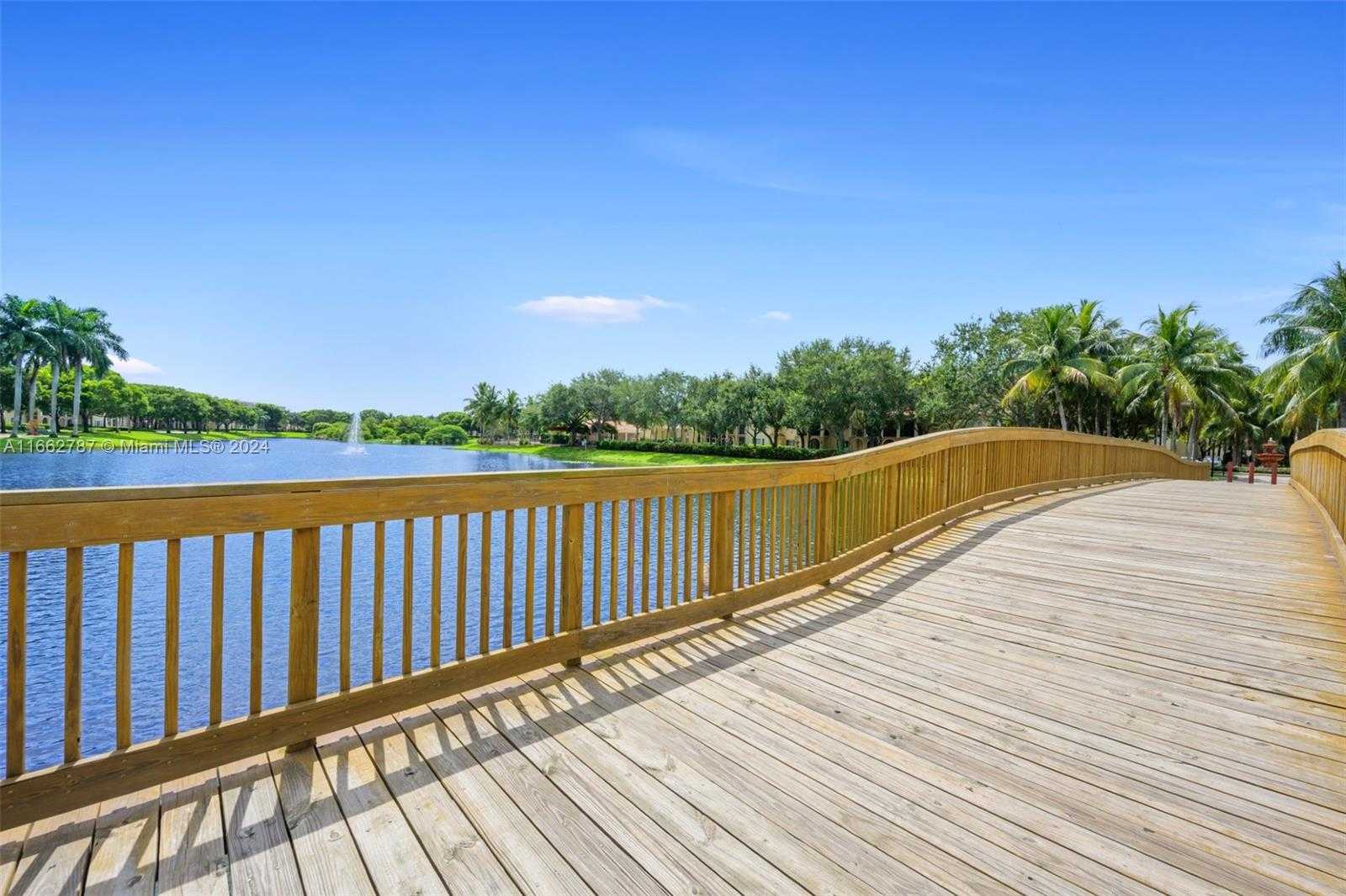 Small Image of 2412 CENTERGATE DR #103, Miramar Number 22