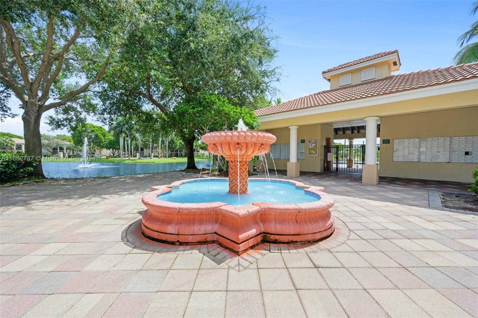 Small Image of 2412 CENTERGATE DR #103, Miramar Number 24