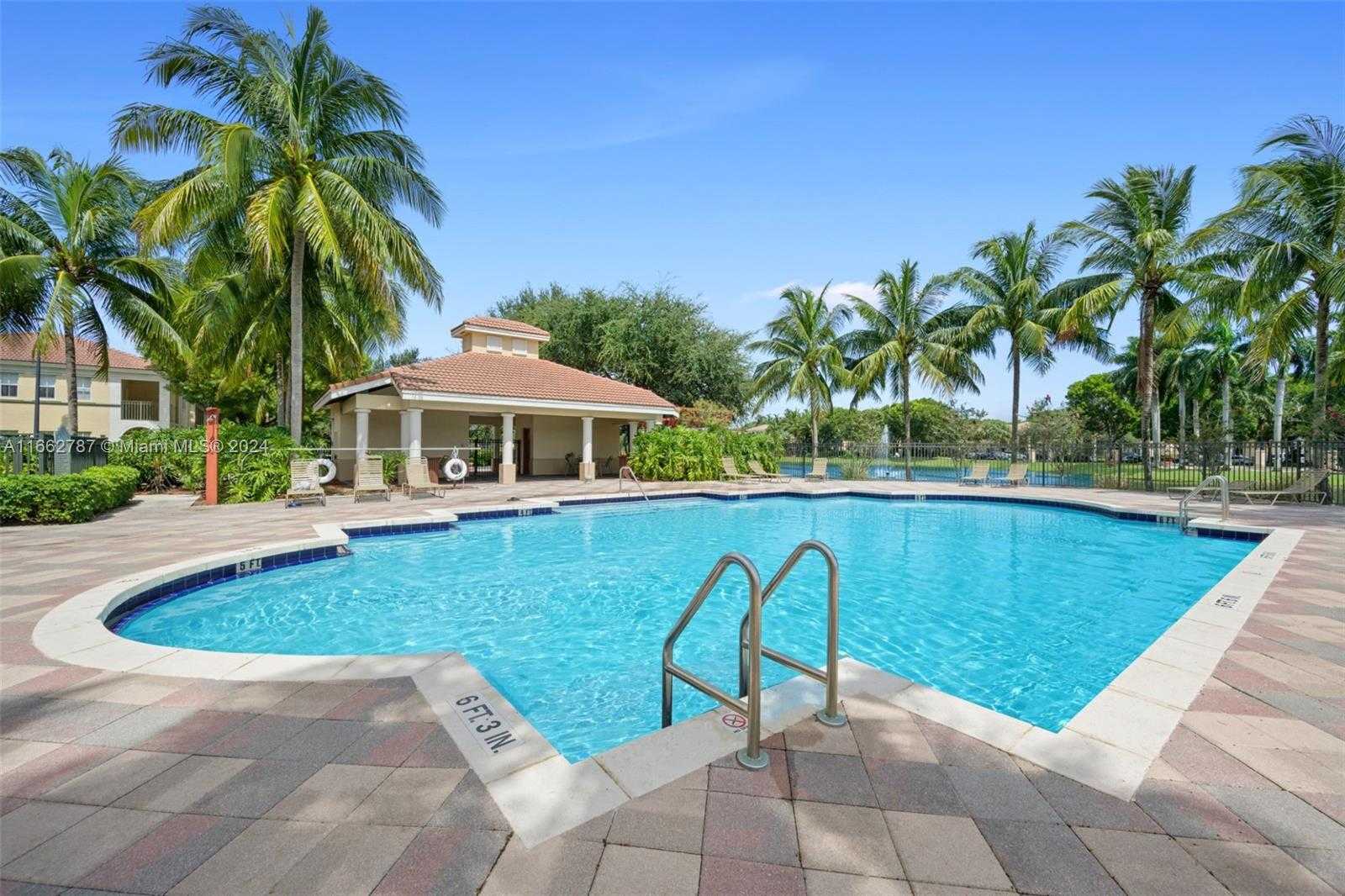 Small Image of 2412 CENTERGATE DR #103, Miramar Number 25