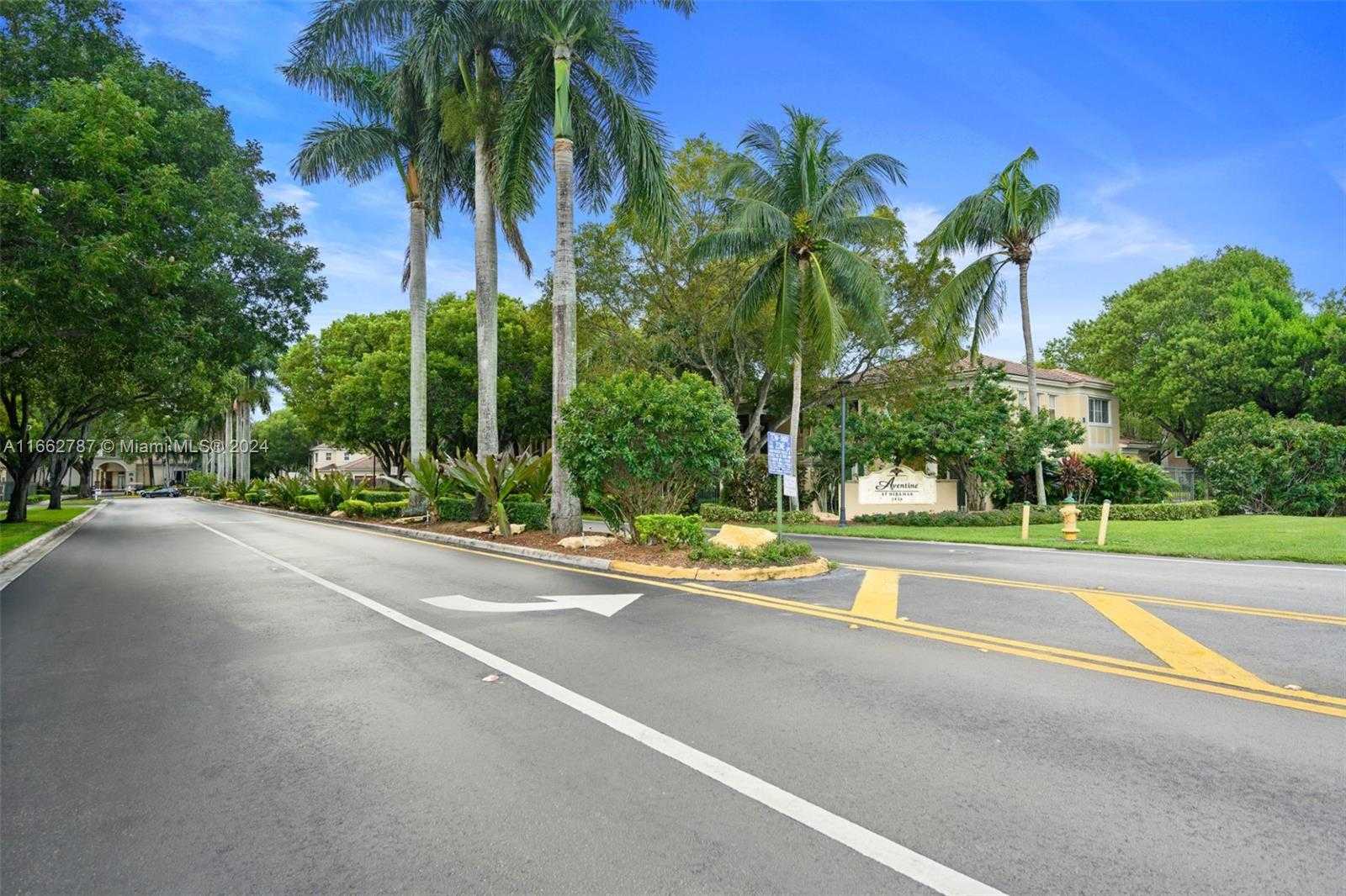 Small Image of 2412 CENTERGATE DR #103, Miramar Number 28