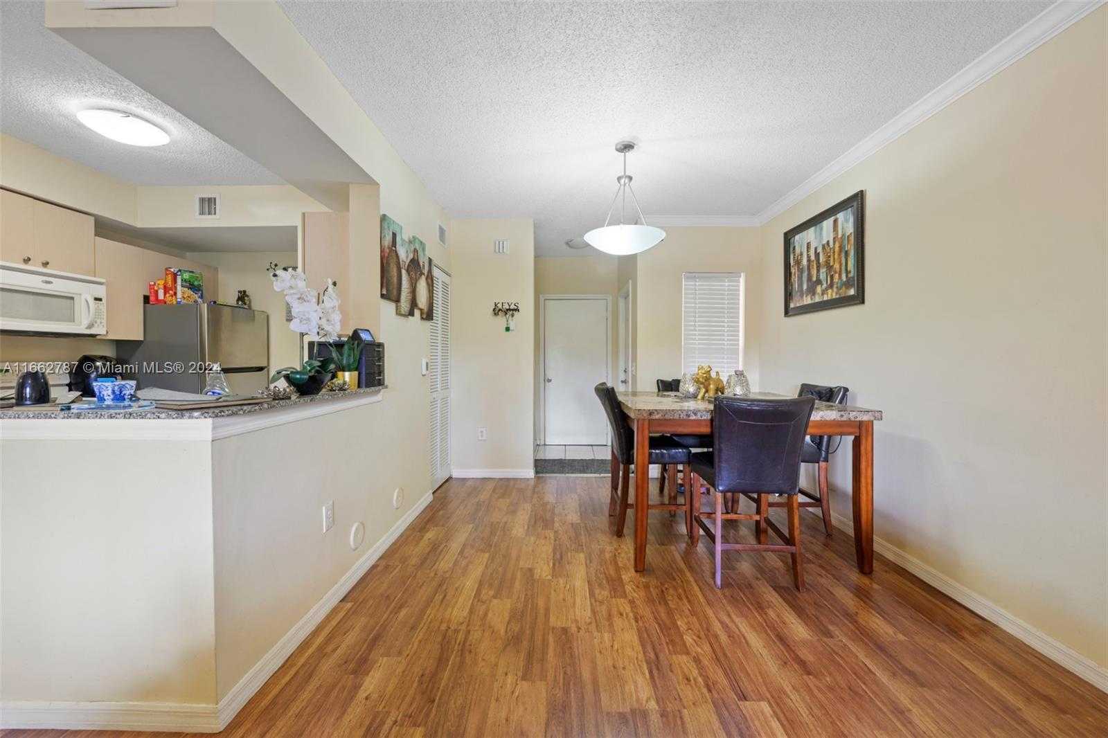 Small Image of 2412 CENTERGATE DR #103, Miramar Number 7