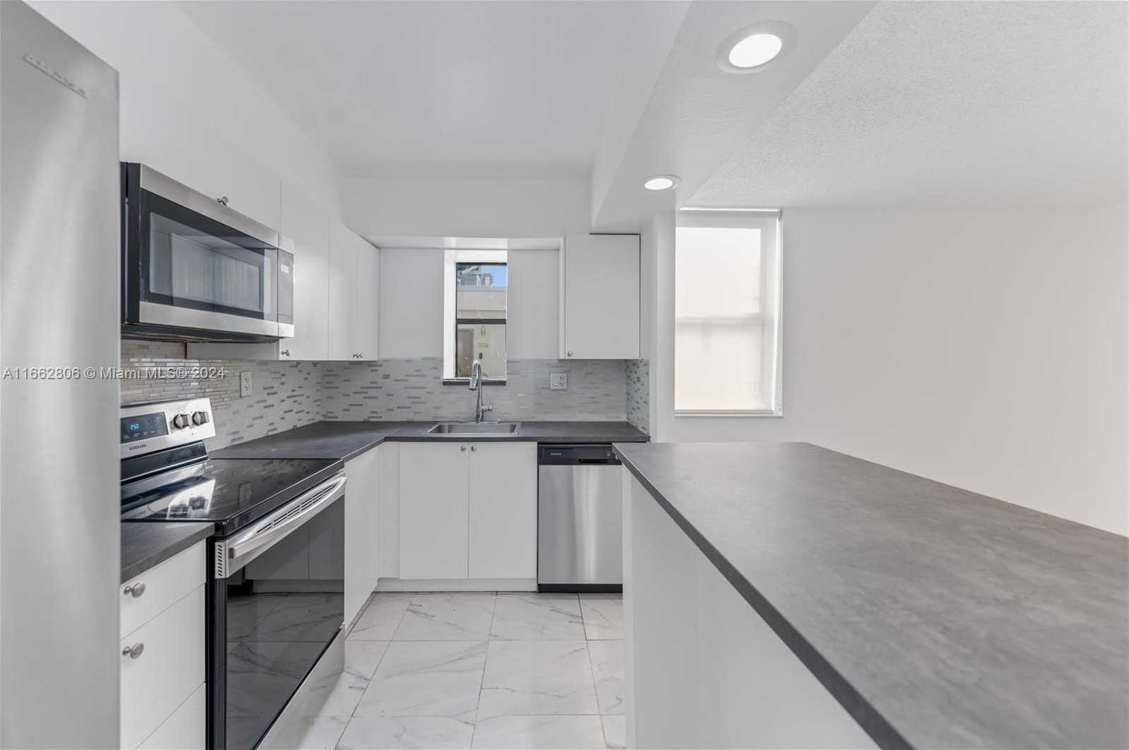 Small Image of 20301 NORTH EAST 30TH AVE #308-5, Aventura Number 5