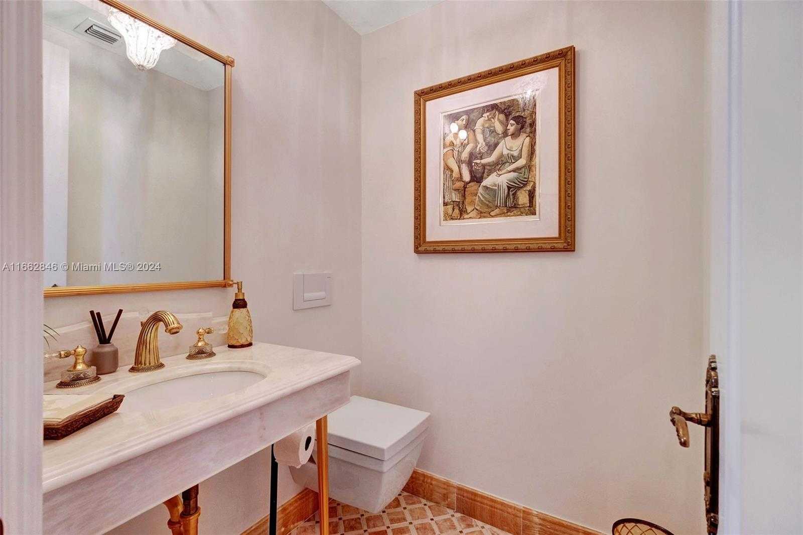 Small Image of 9801 NORTH WEST COLLINS AVE #PH8 +cabana 6, Bal Harbour Number 16