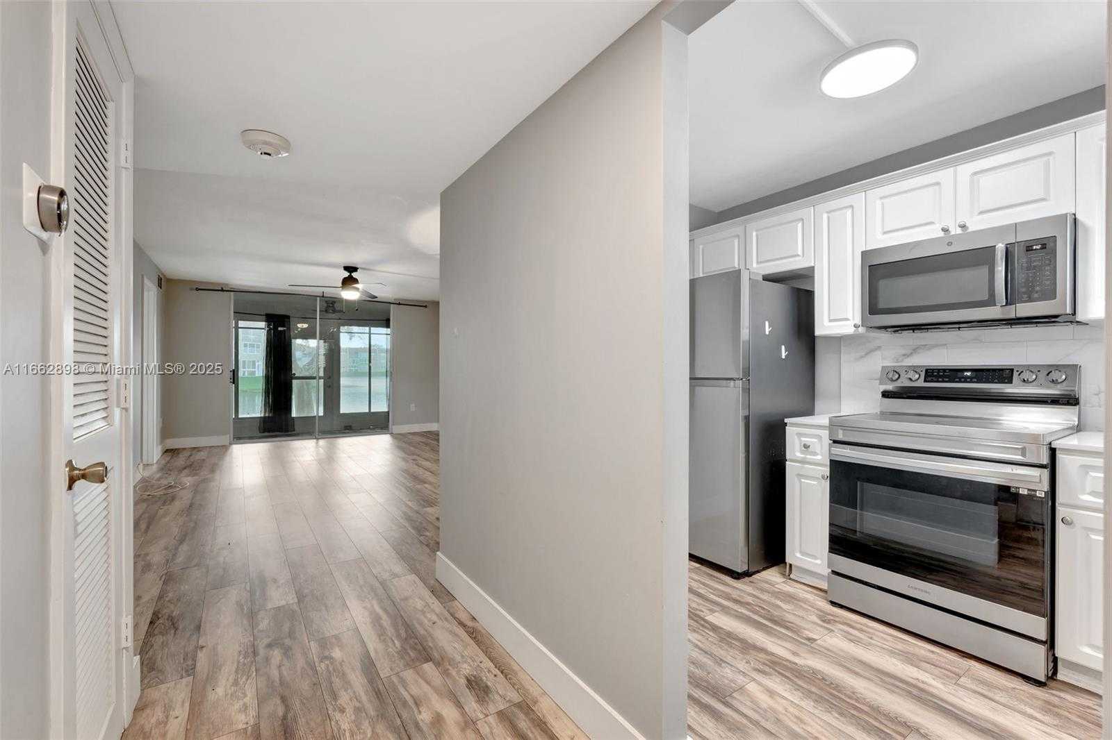 Small Image of 2881 NORTH PINE ISLAND RD #103, Sunrise Number 11