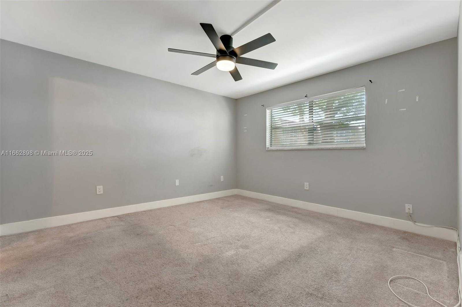 Small Image of 2881 NORTH PINE ISLAND RD #103, Sunrise Number 19