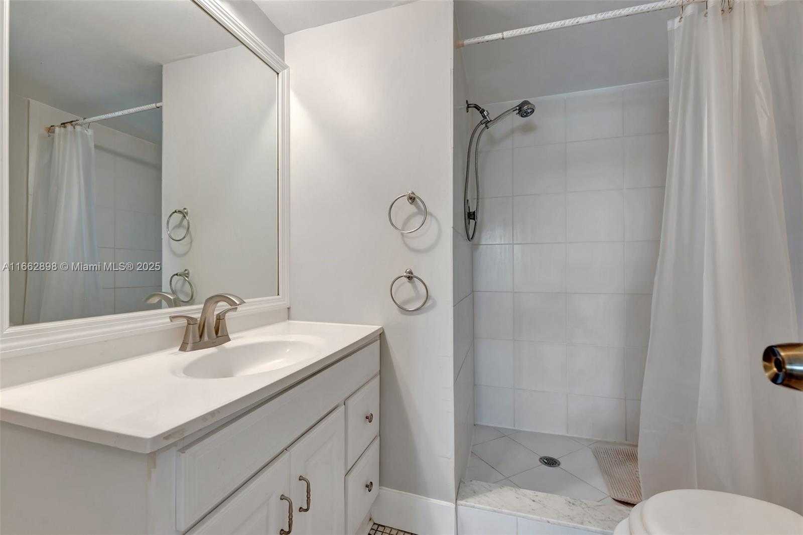 Small Image of 2881 NORTH PINE ISLAND RD #103, Sunrise Number 22