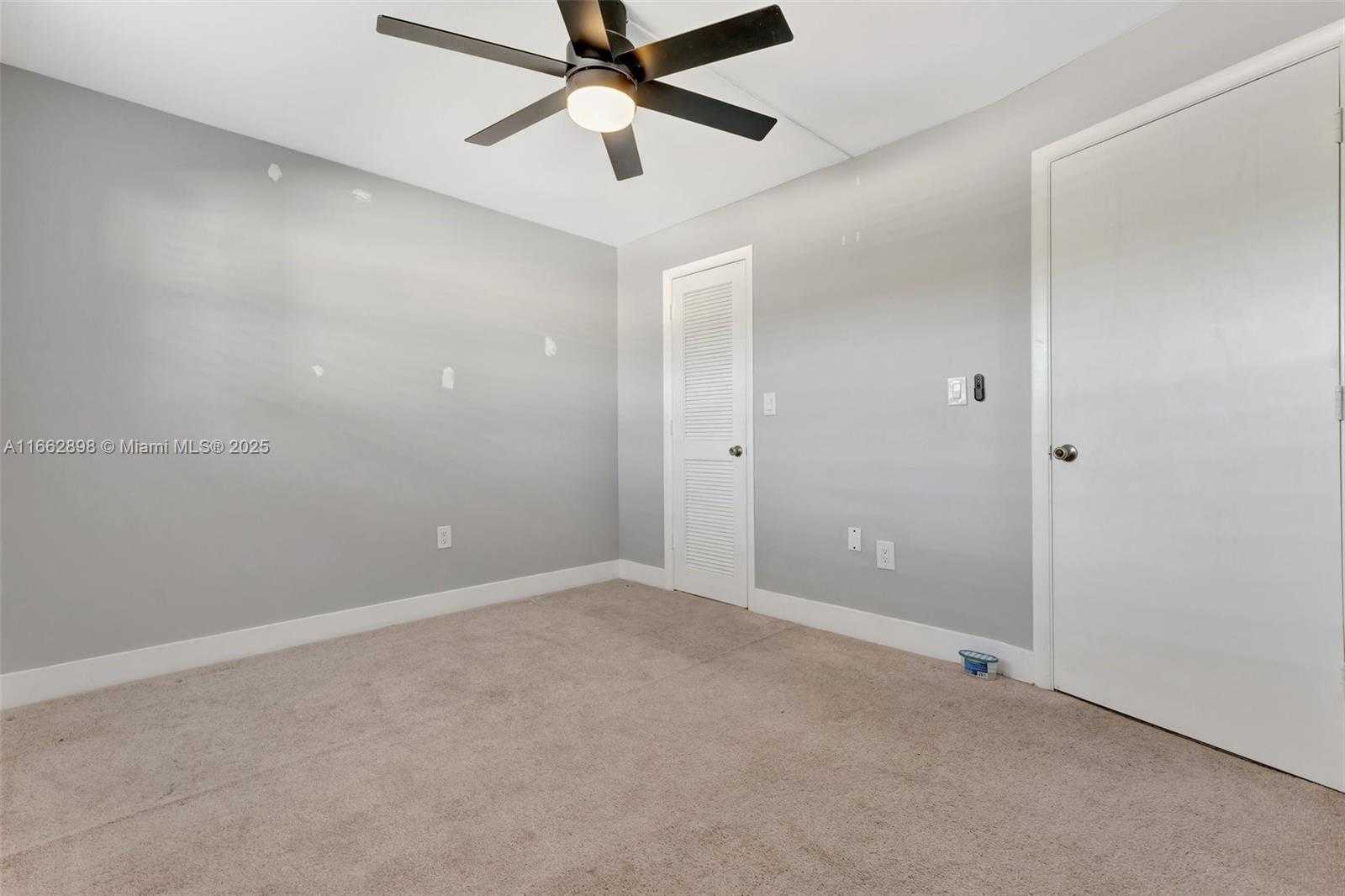 Small Image of 2881 NORTH PINE ISLAND RD #103, Sunrise Number 27