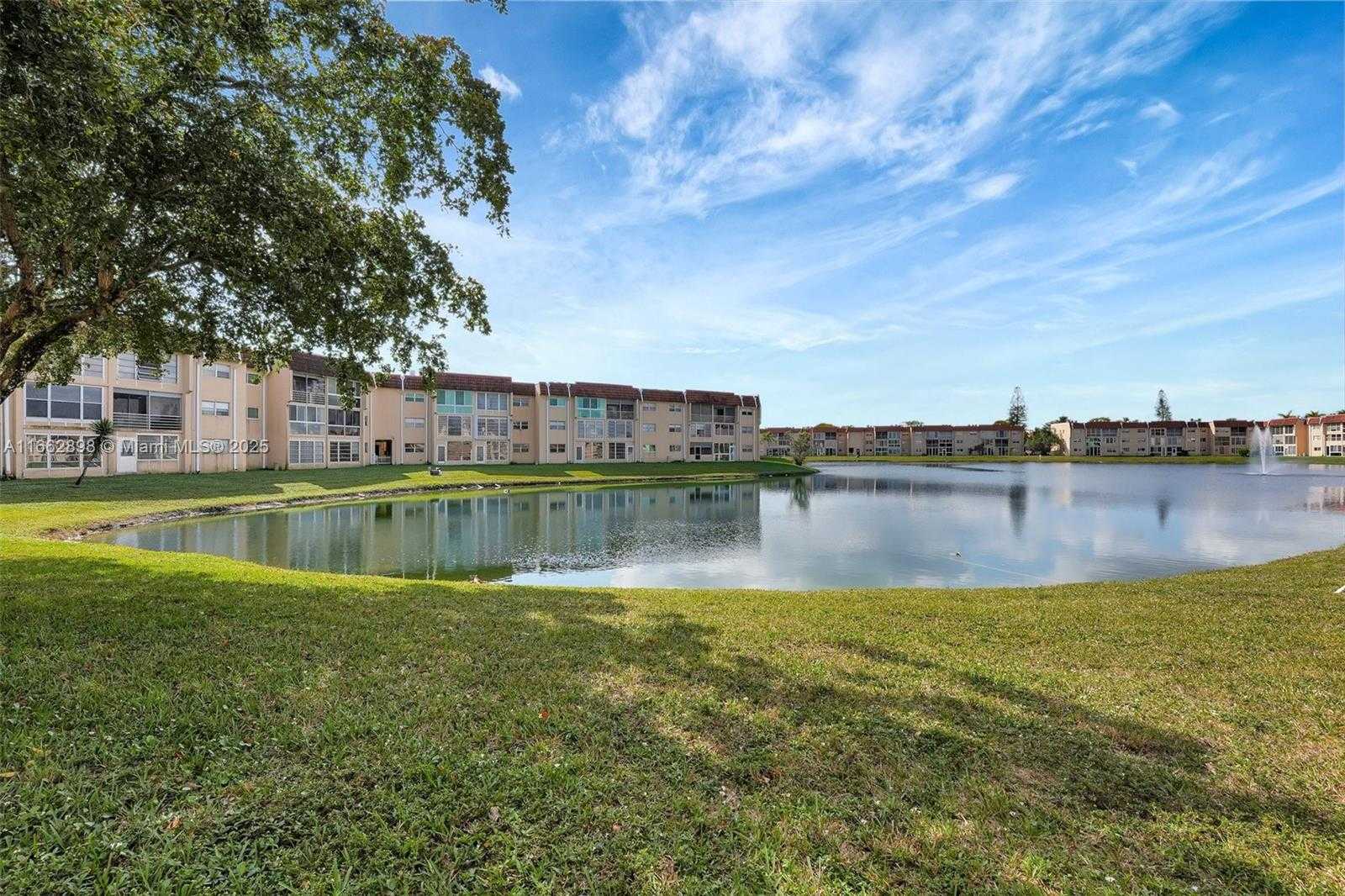 Small Image of 2881 NORTH PINE ISLAND RD #103, Sunrise Number 34