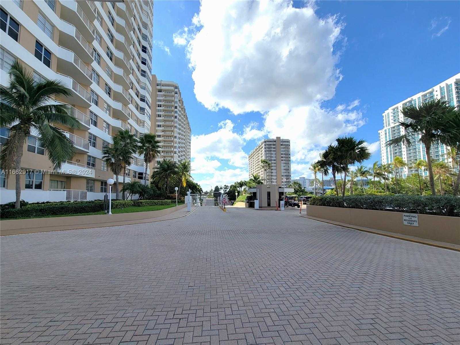 Small Image of 1980 SOUTH OCEAN DR #2C, Hallandale Beach Number 25