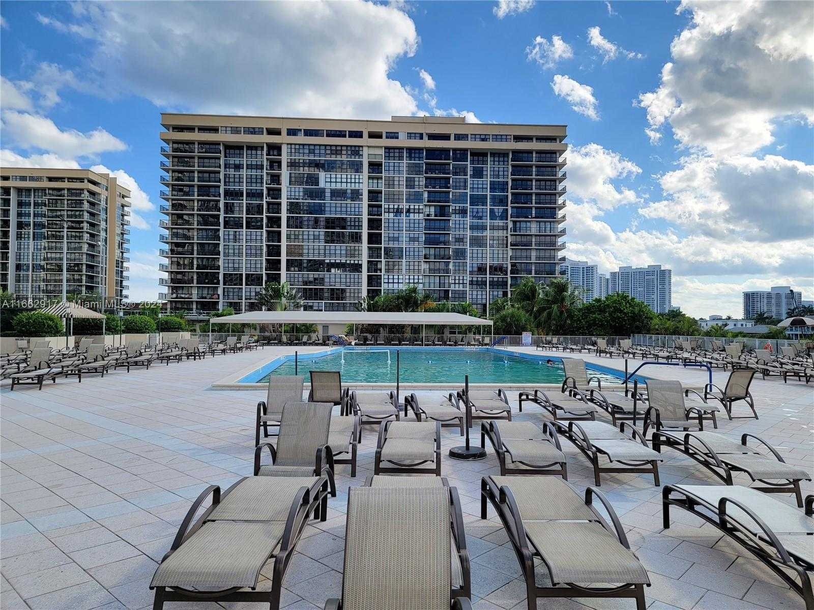 Small Image of 1980 SOUTH OCEAN DR #2C, Hallandale Beach Number 54