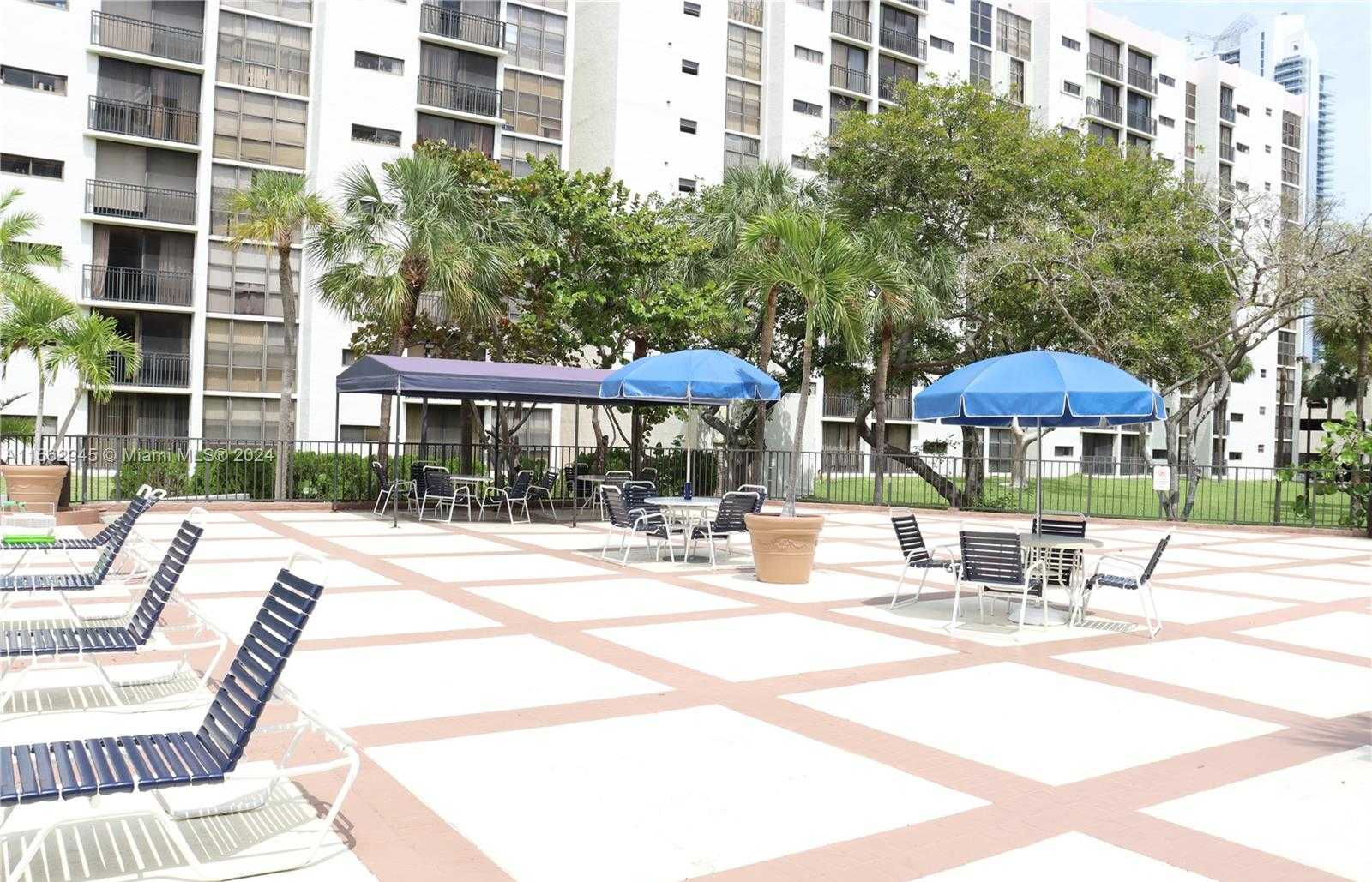 Small Image of 16919 NORTH BAY RD #118, Sunny Isles Beach Number 15