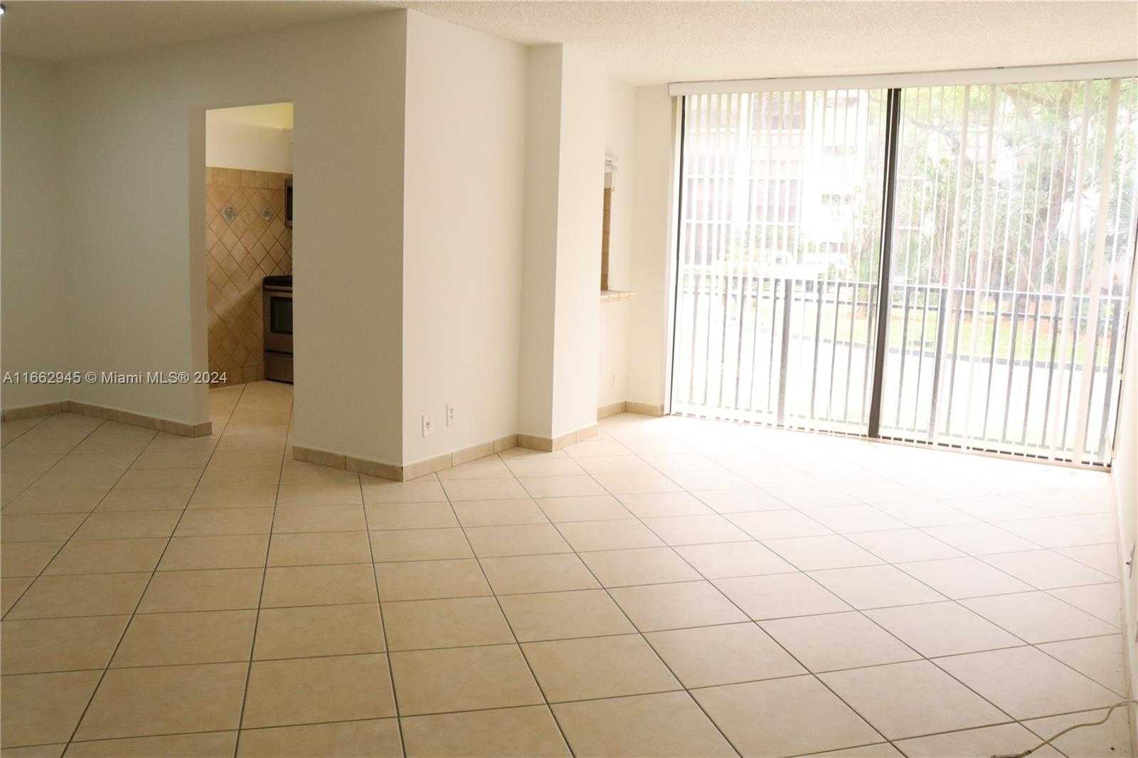 Small Image of 16919 NORTH BAY RD #118, Sunny Isles Beach Number 2