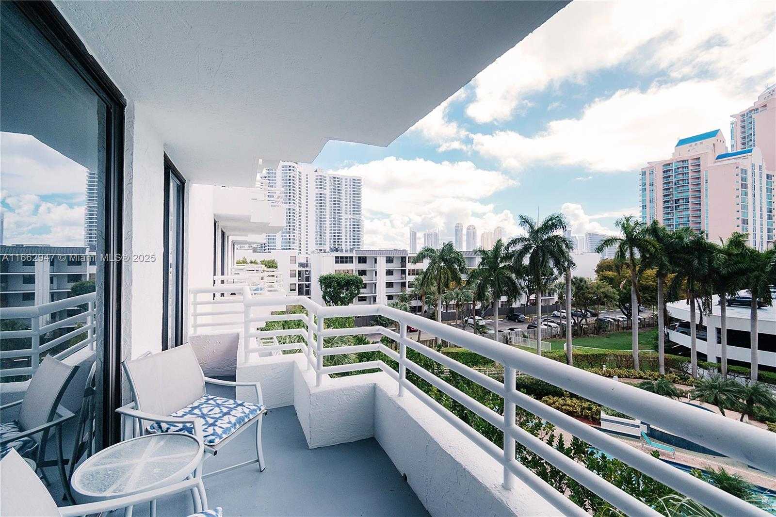 Small Image of 3300 NORTH EAST 192ND ST #515, Aventura Number 11
