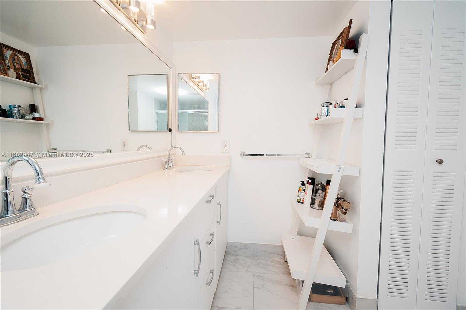 Small Image of 3300 NORTH EAST 192ND ST #515, Aventura Number 14