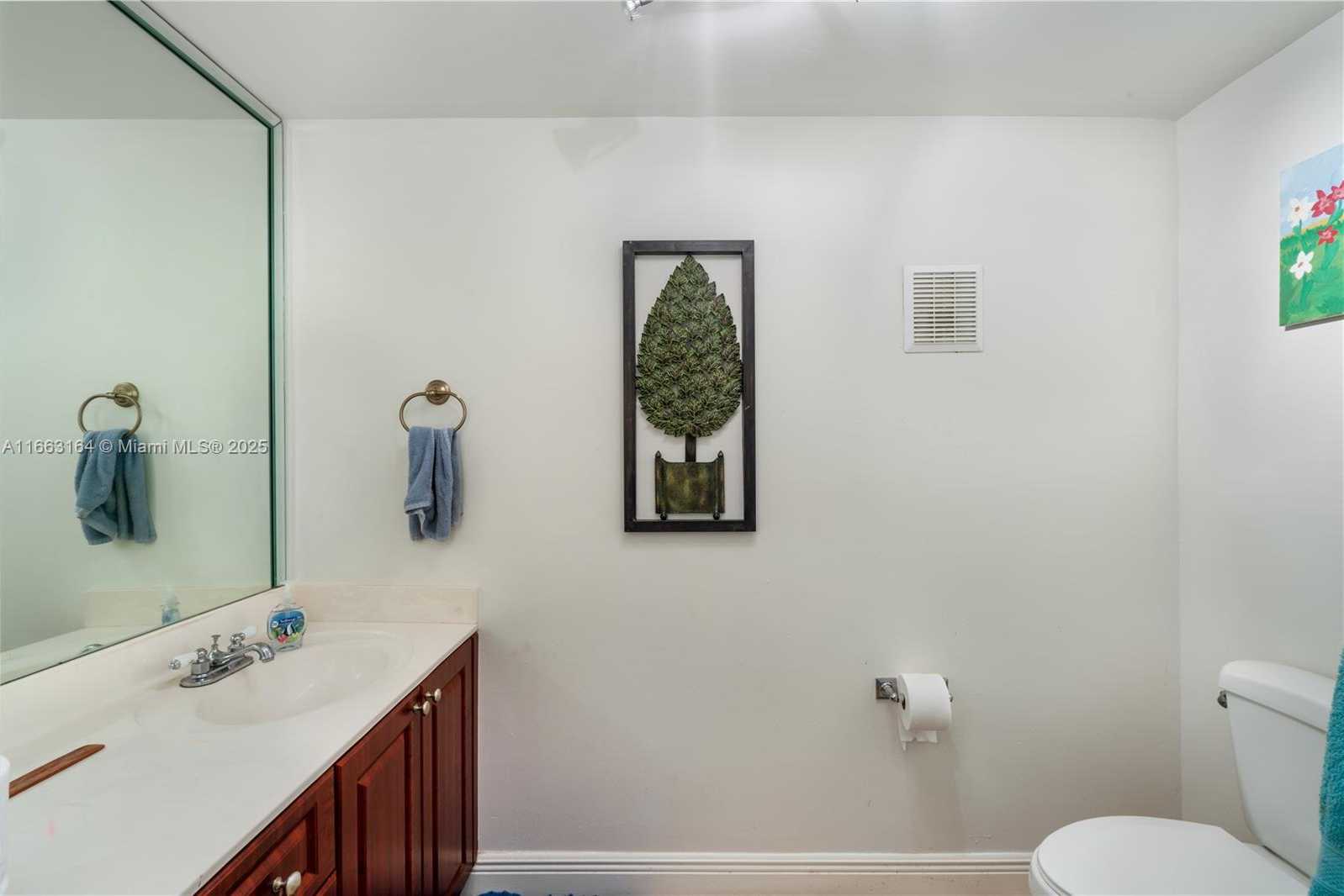 Small Image of 9371 FONTAINEBLEAU BLVD #I204, Miami Number 13