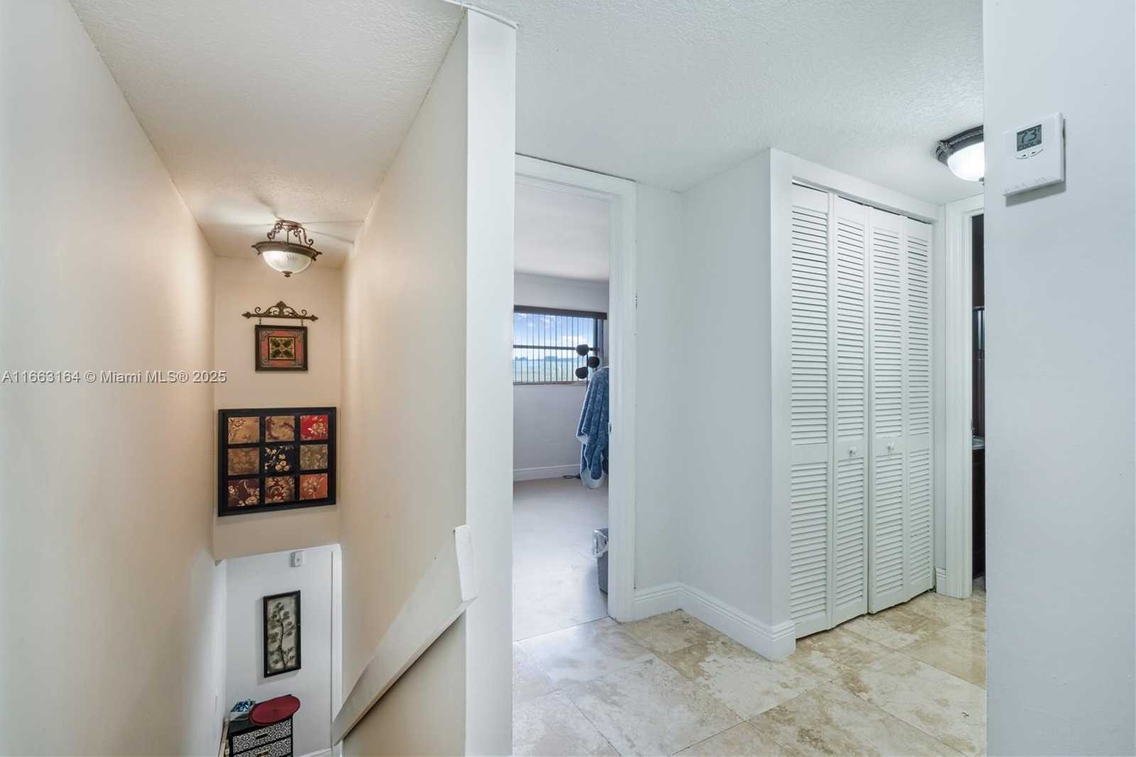 Small Image of 9371 FONTAINEBLEAU BLVD #I204, Miami Number 16