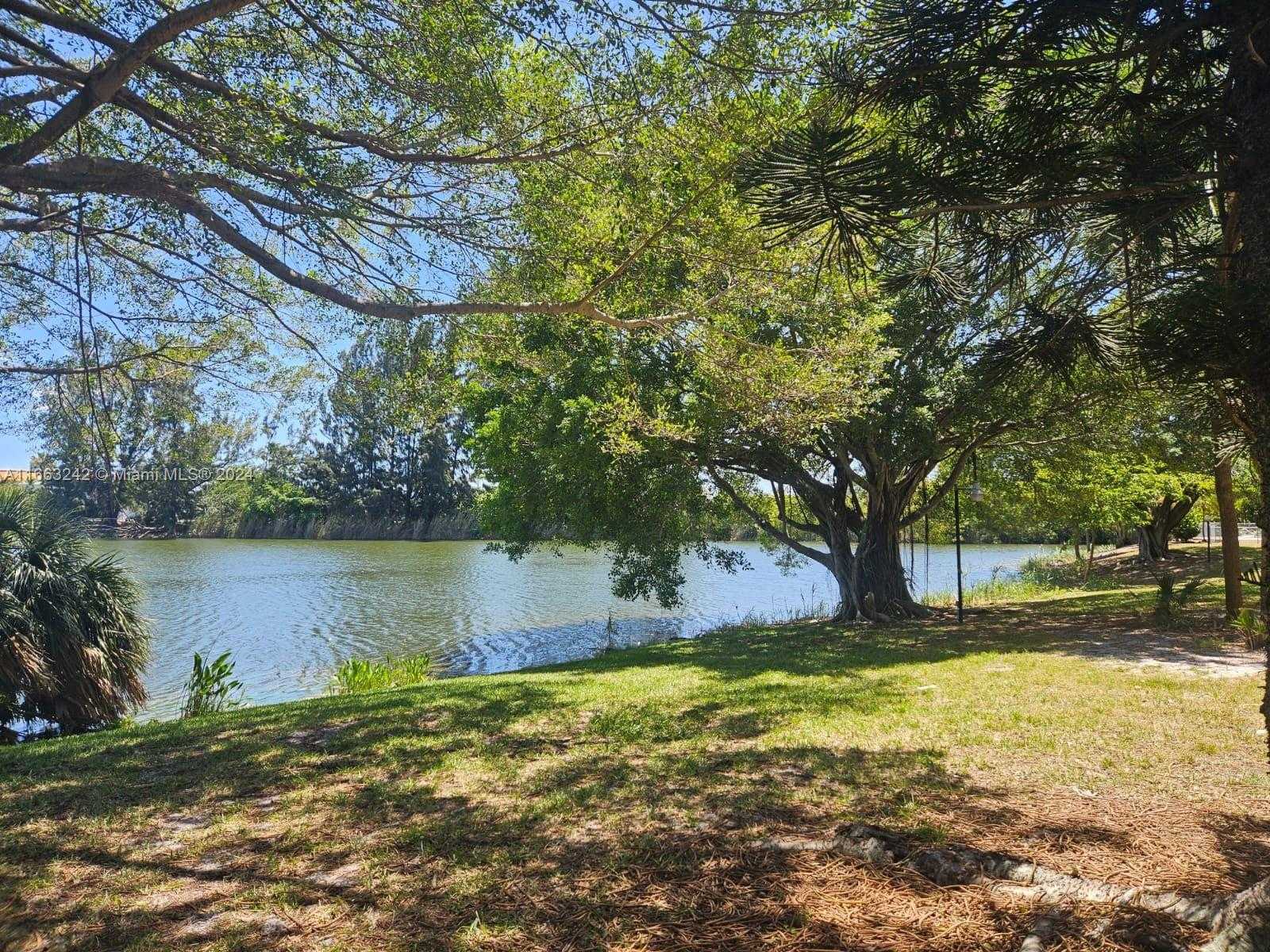 Small Image of 3300 SPANISH MOSS TER #301, Lauderhill Number 27