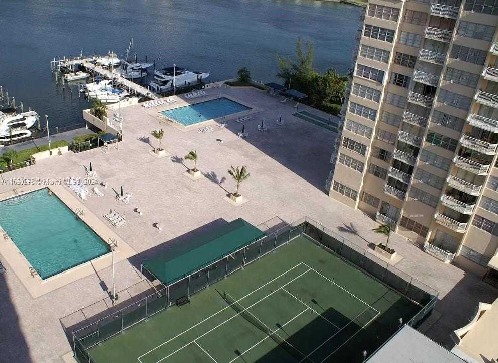 Small Image of 18061 BISCAYNE BLVD #702, Aventura Number 27