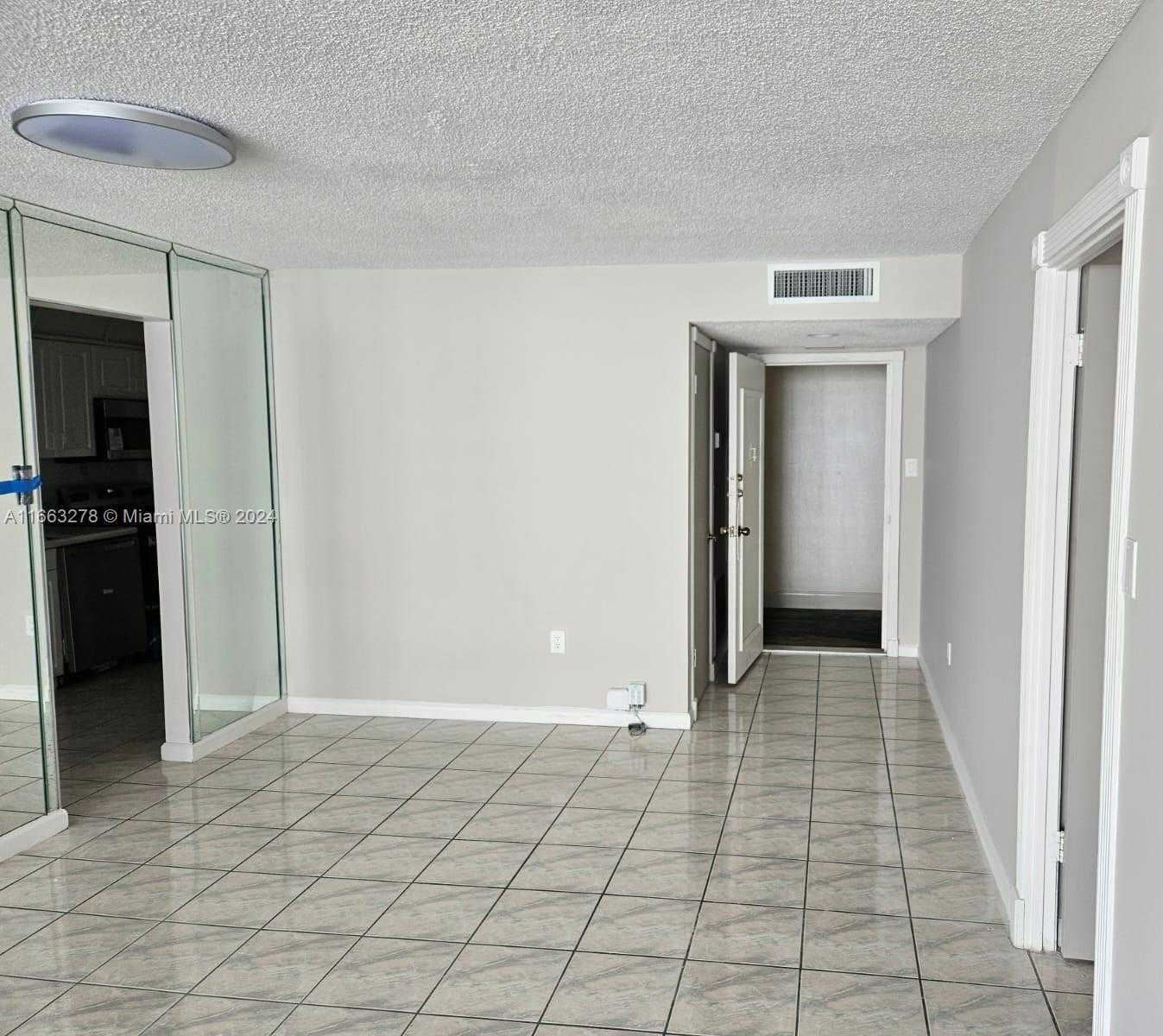 Small Image of 18061 BISCAYNE BLVD #702, Aventura Number 45