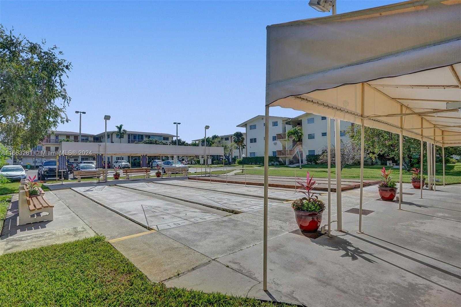 Small Image of 17090 NORTH EAST 14TH AVE #209, North Miami Beach Number 15