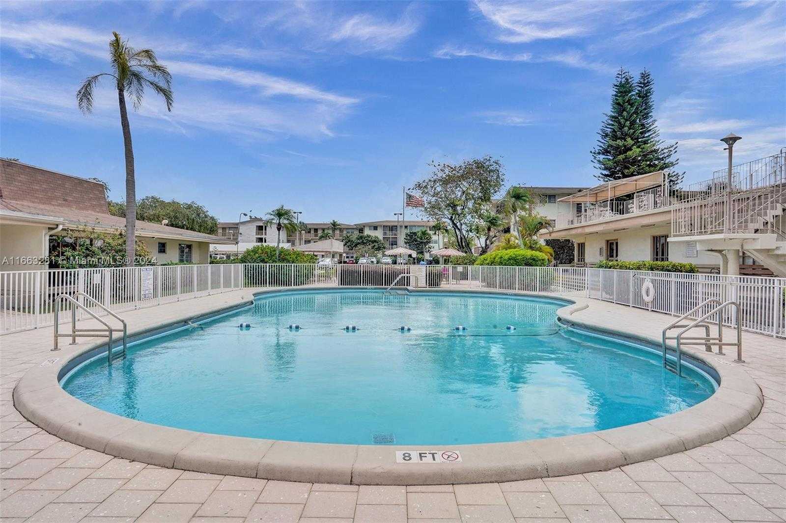 Small Image of 17090 NORTH EAST 14TH AVE #209, North Miami Beach Number 17