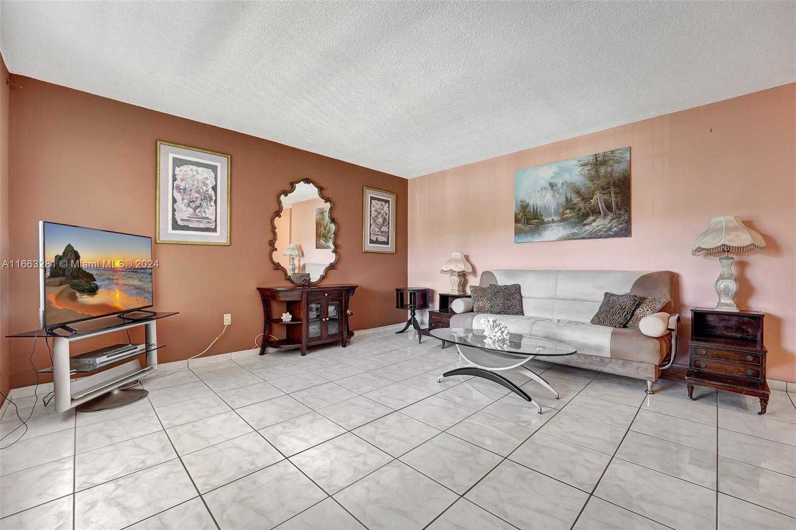 Small Image of 17090 NORTH EAST 14TH AVE #209, North Miami Beach Number 6