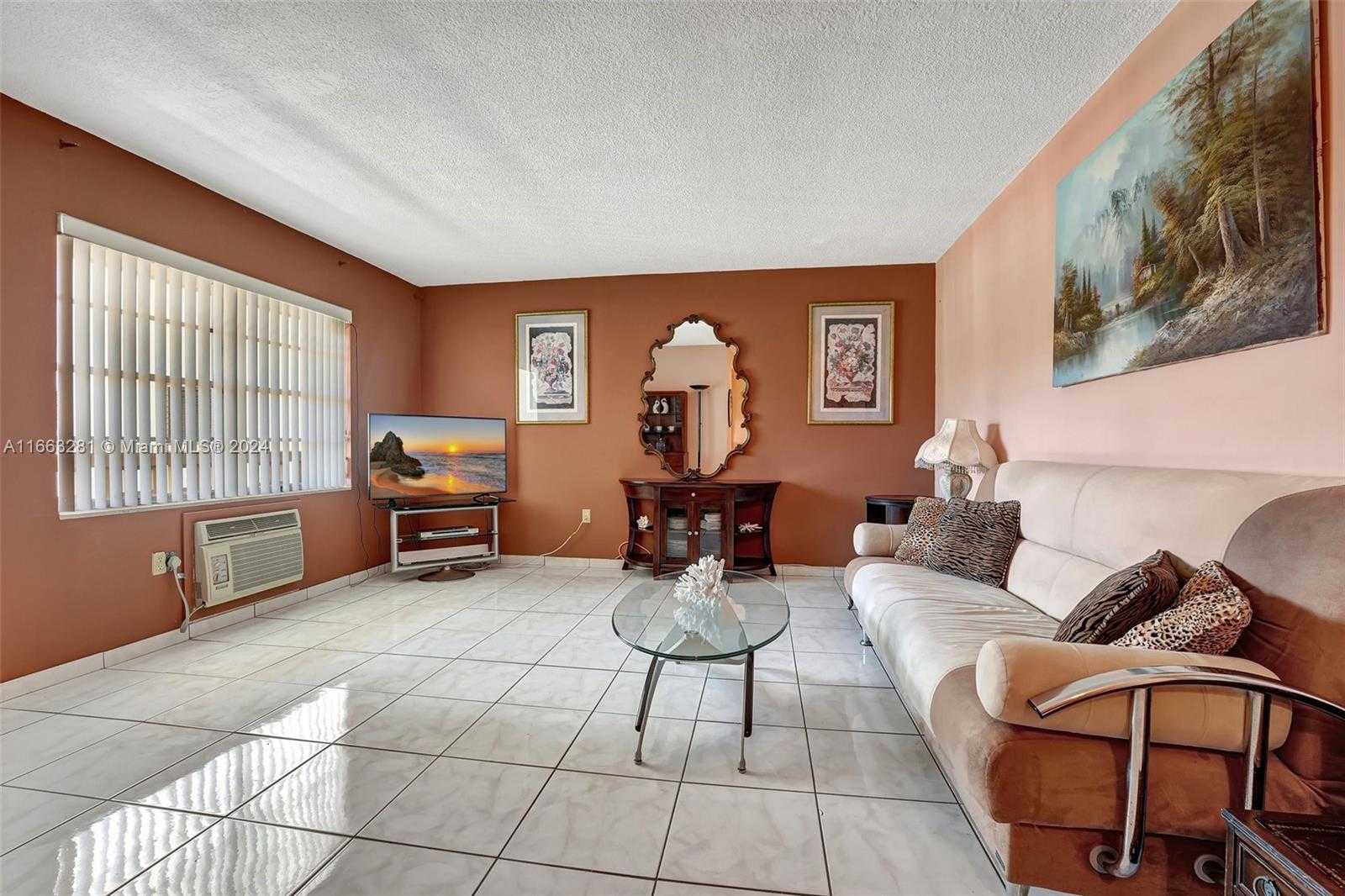 Small Image of 17090 NORTH EAST 14TH AVE #209, North Miami Beach Number 7