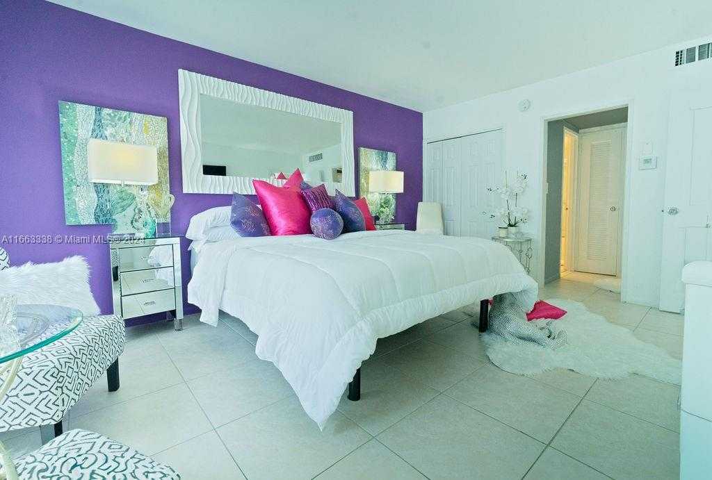 Small Image of 5151 COLLINS AVE #925, Miami Beach Number 10