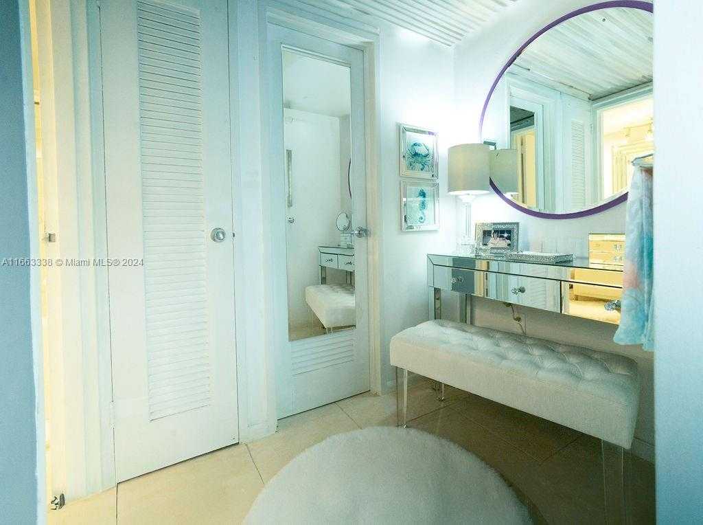 Small Image of 5151 COLLINS AVE #925, Miami Beach Number 12