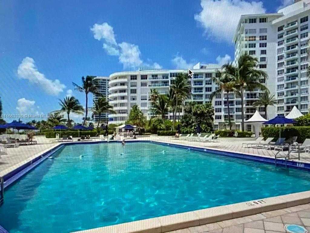Small Image of 5151 COLLINS AVE #925, Miami Beach Number 2