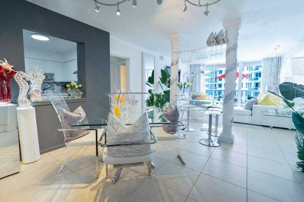 Small Image of 5151 COLLINS AVE #925, Miami Beach Number 3