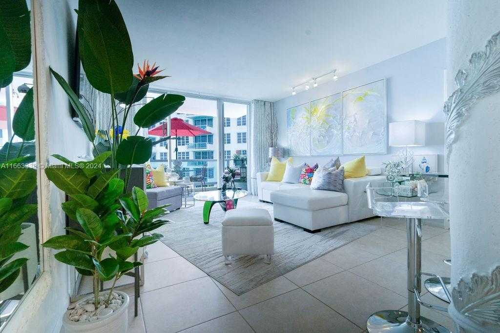 Small Image of 5151 COLLINS AVE #925, Miami Beach Number 5