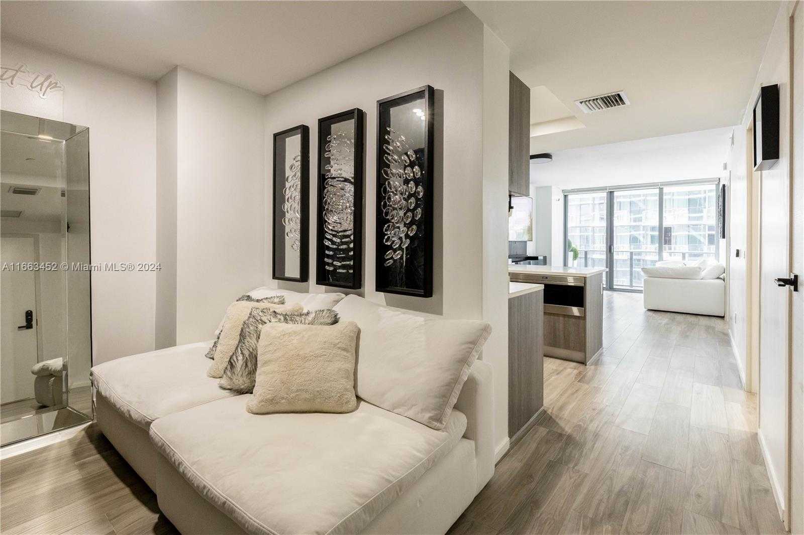 Small Image of 801 SOUTH MIAMI AVE #3107, Miami Number 6