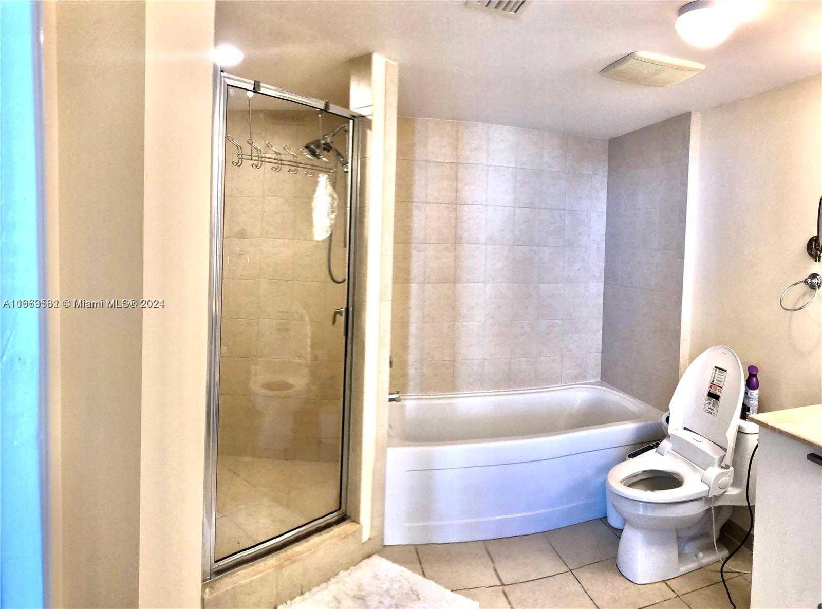 Small Image of 16699 COLLINS AVE #1705, Sunny Isles Beach Number 21