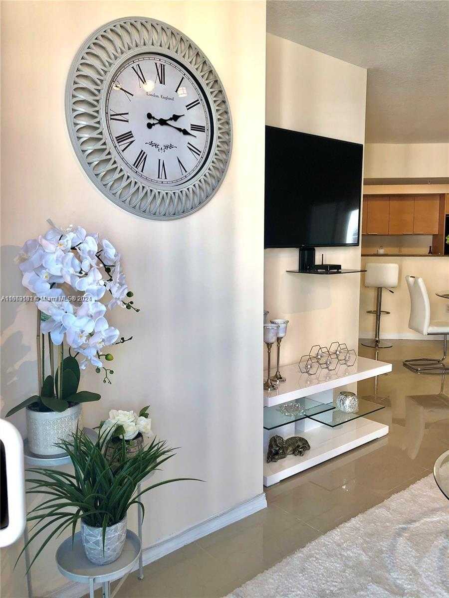 Small Image of 16699 COLLINS AVE #1705, Sunny Isles Beach Number 8