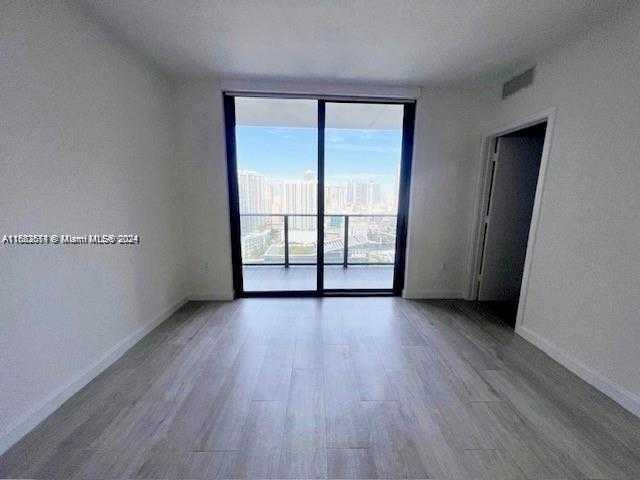 Small Image of 45 SOUTH WEST 9TH ST #3009, Miami Number 15
