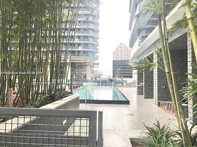 Small Image of 45 SOUTH WEST 9TH ST #3009, Miami Number 24