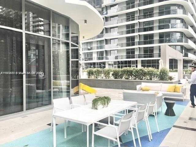 Small Image of 45 SOUTH WEST 9TH ST #3009, Miami Number 26