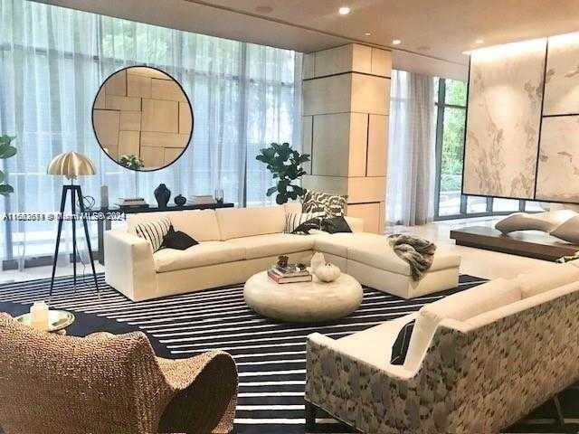 Small Image of 45 SOUTH WEST 9TH ST #3009, Miami Number 35