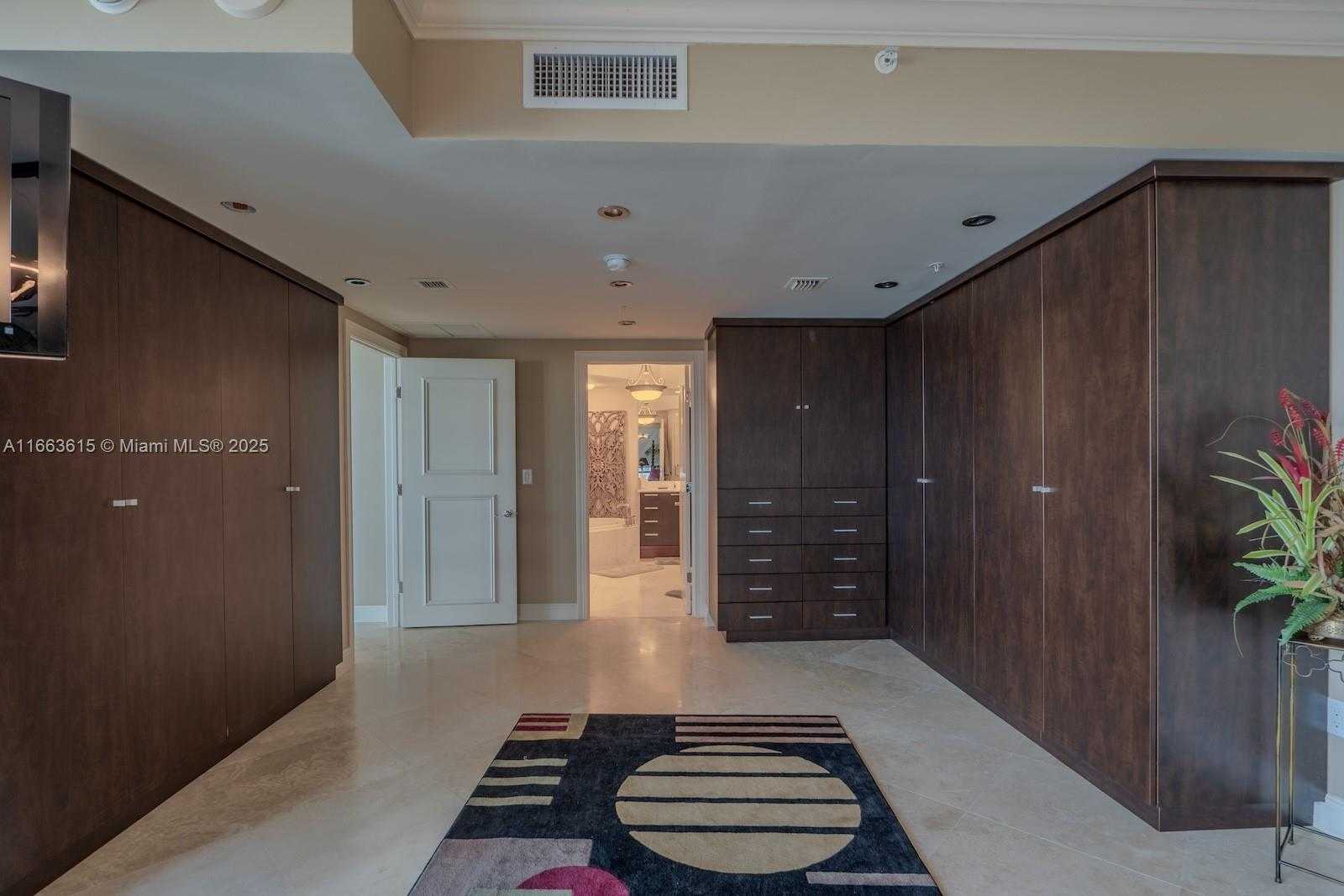 Small Image of 3535 SOUTH OCEAN DR #506, Hollywood Number 12