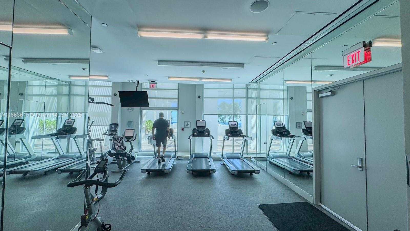 Small Image of 3535 SOUTH OCEAN DR #506, Hollywood Number 26