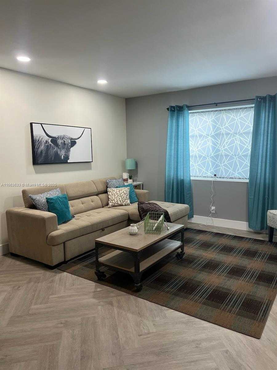 Small Image of 659 WEST OAKLAND PARK BLVD #218C, Oakland Park Number 3