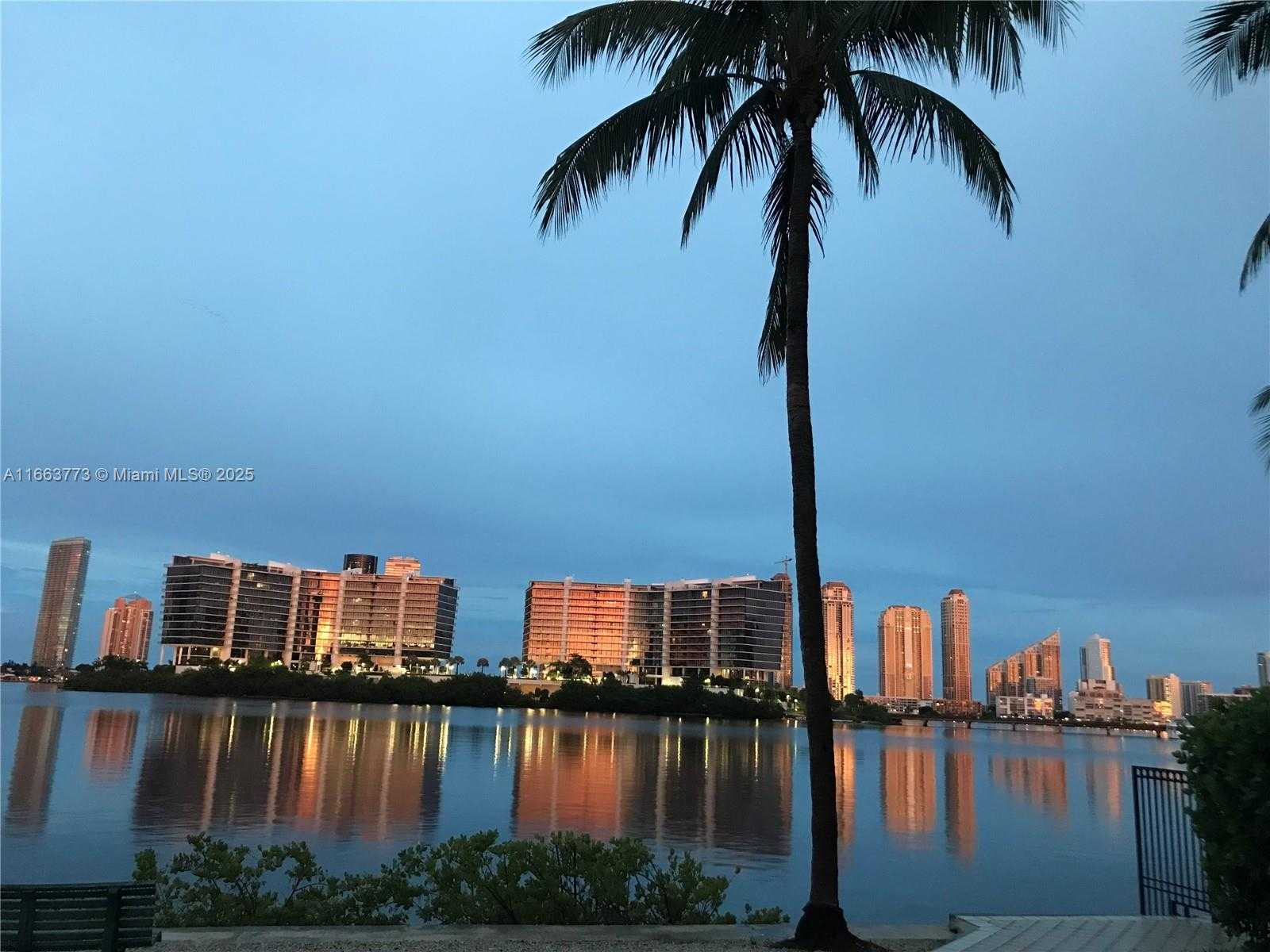 Small Image of 3165 NORTH EAST 184TH ST #6304, Aventura Number 4