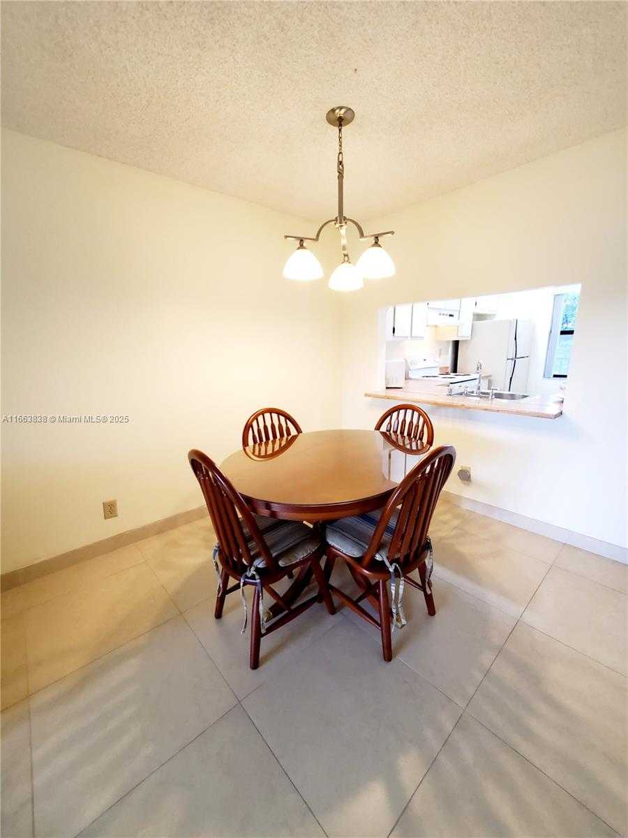 Small Image of 2941 NORTH NOB HILL RD #301, Sunrise Number 14