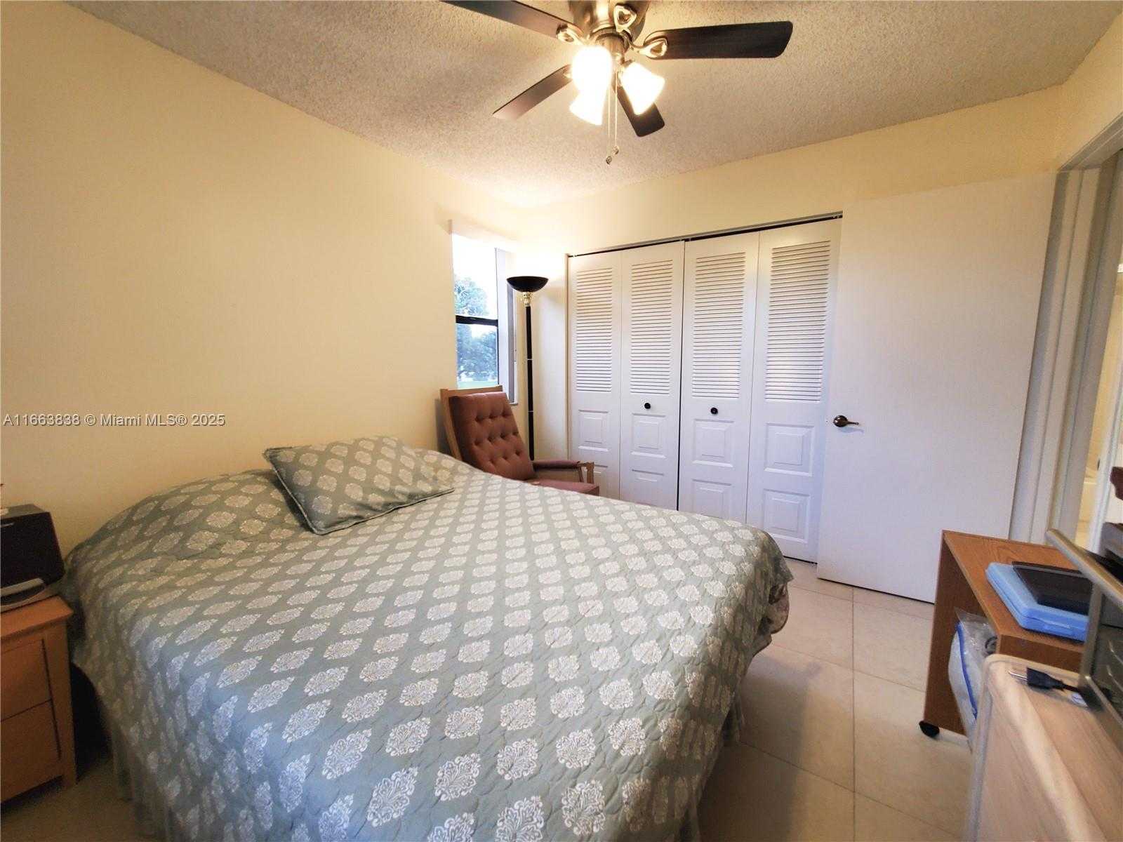 Small Image of 2941 NORTH NOB HILL RD #301, Sunrise Number 22