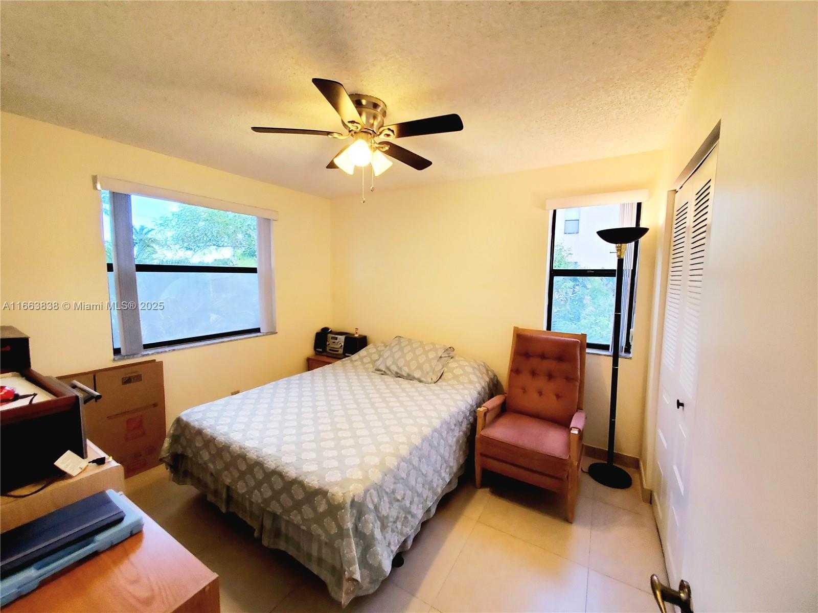 Small Image of 2941 NORTH NOB HILL RD #301, Sunrise Number 23