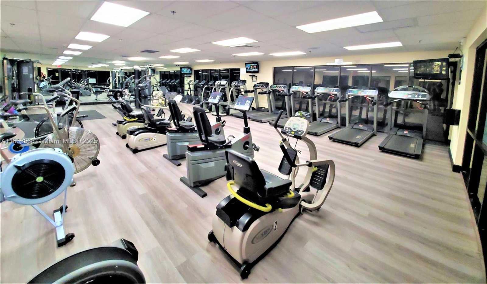 Small Image of 2941 NORTH NOB HILL RD #301, Sunrise Number 54