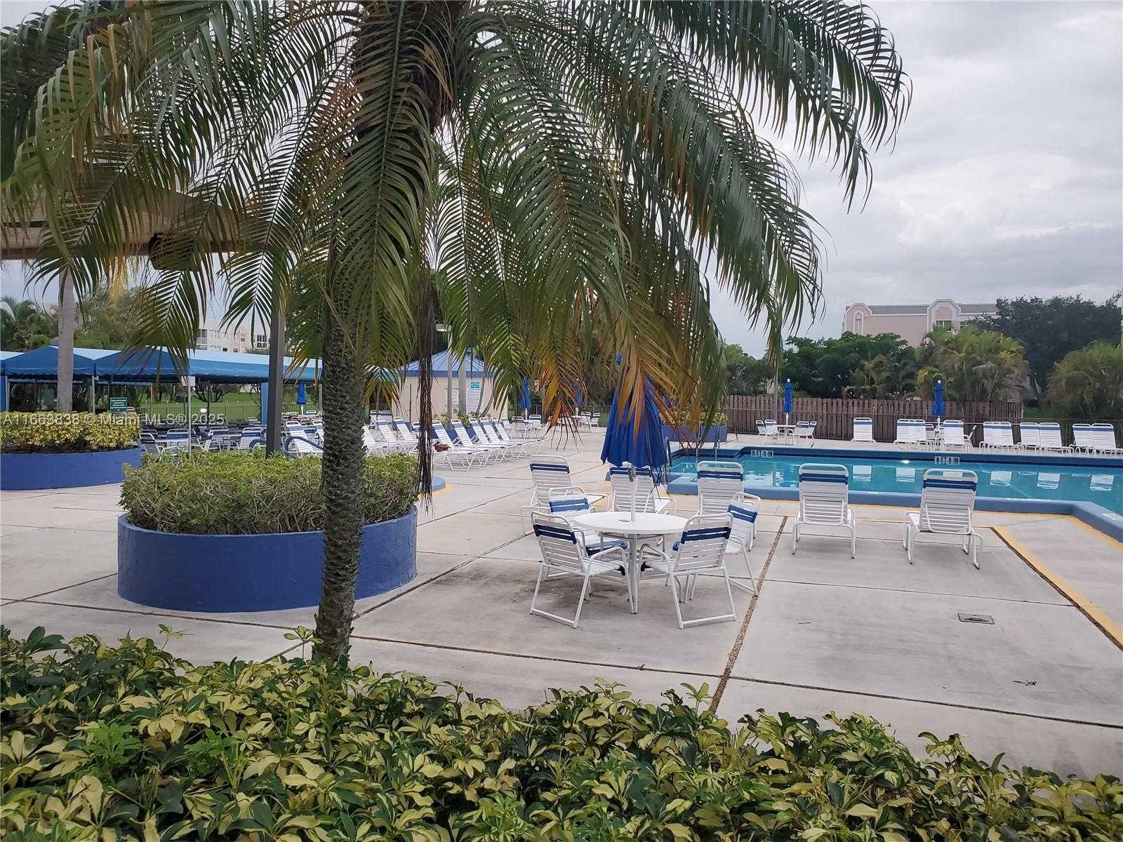 Small Image of 2941 NORTH NOB HILL RD #301, Sunrise Number 86