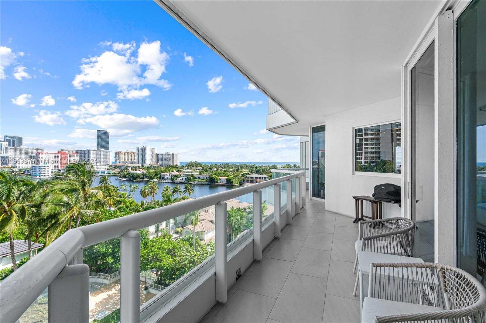 Small Image of 21050 POINT PL #904, Aventura Number 12